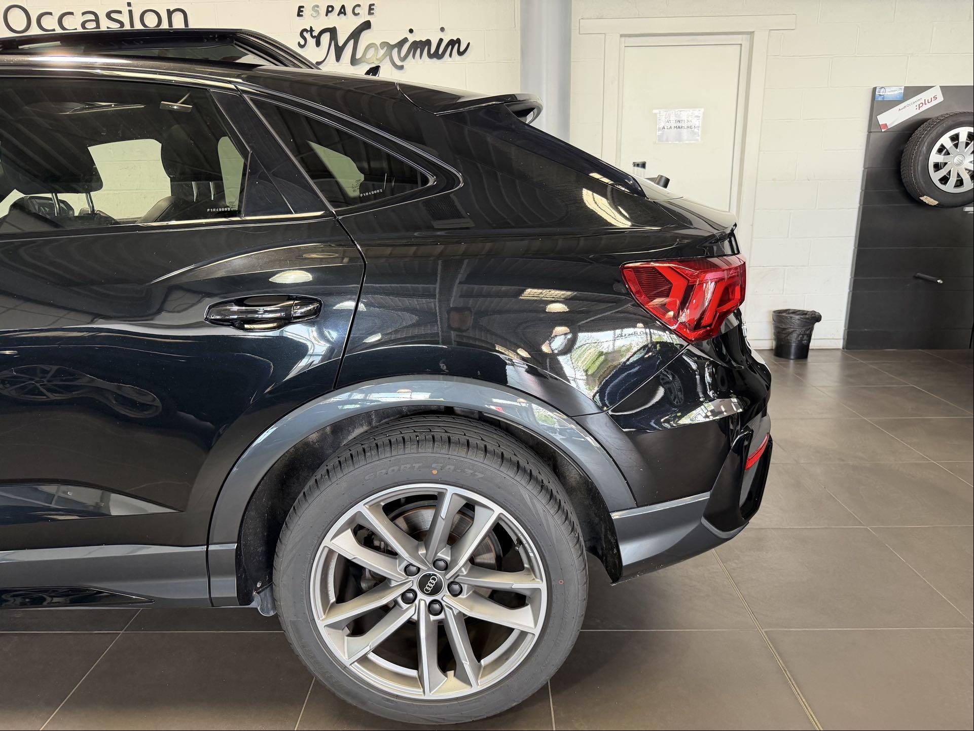AUDI Q3 SPORTBACK