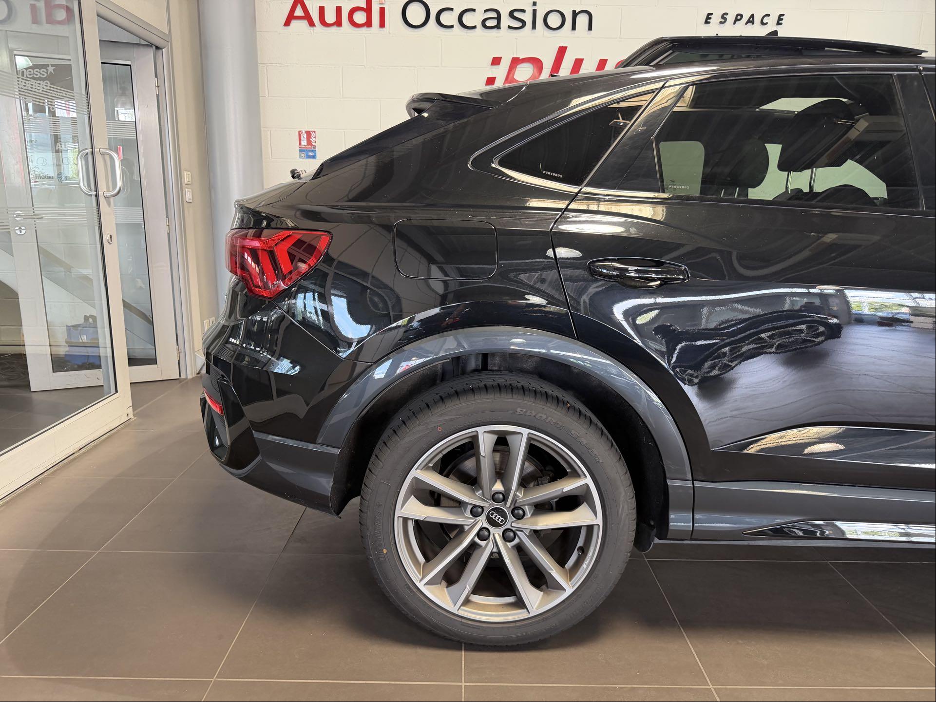 AUDI Q3 SPORTBACK