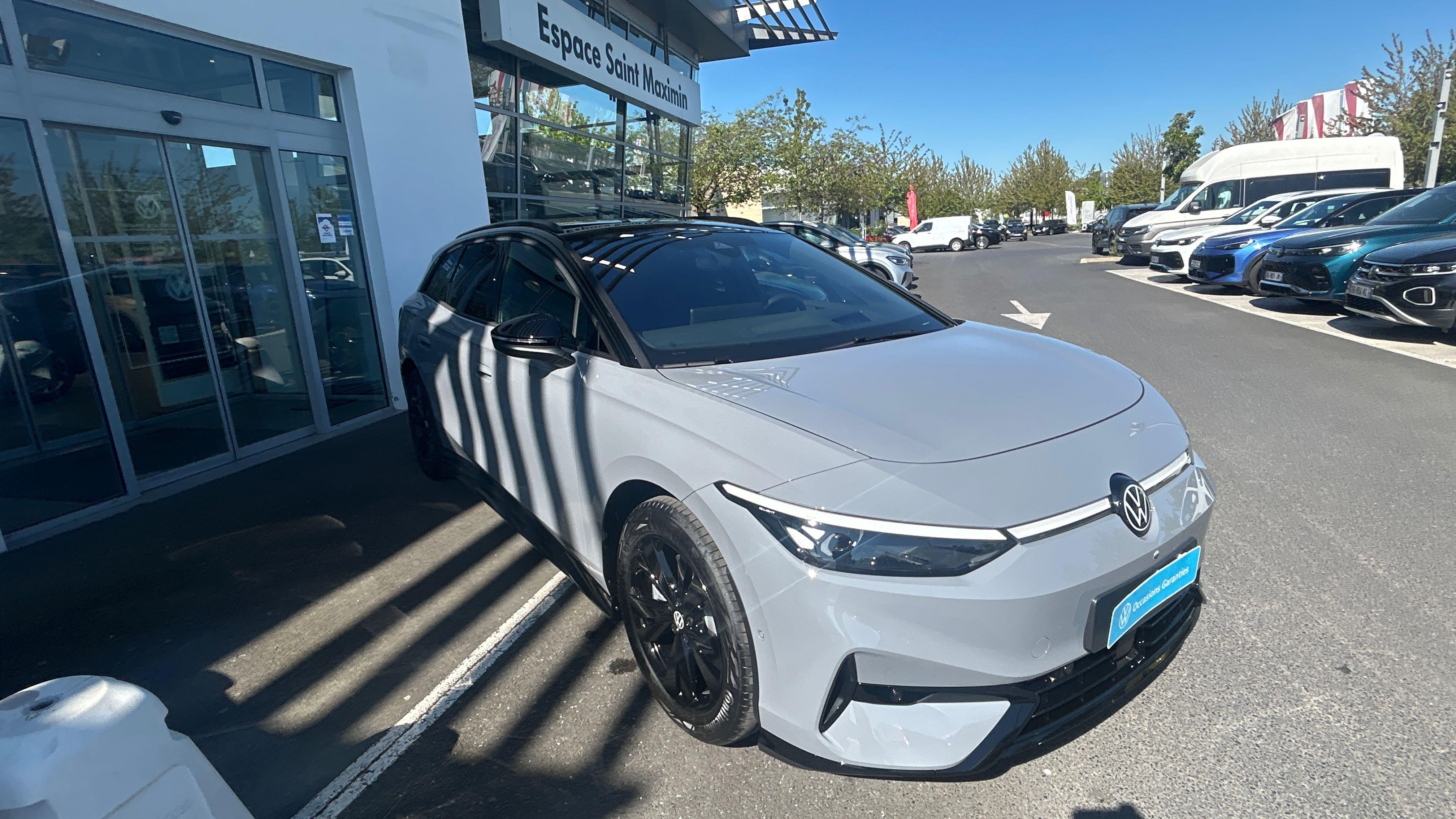 VOLKSWAGEN ID.7 TOURER