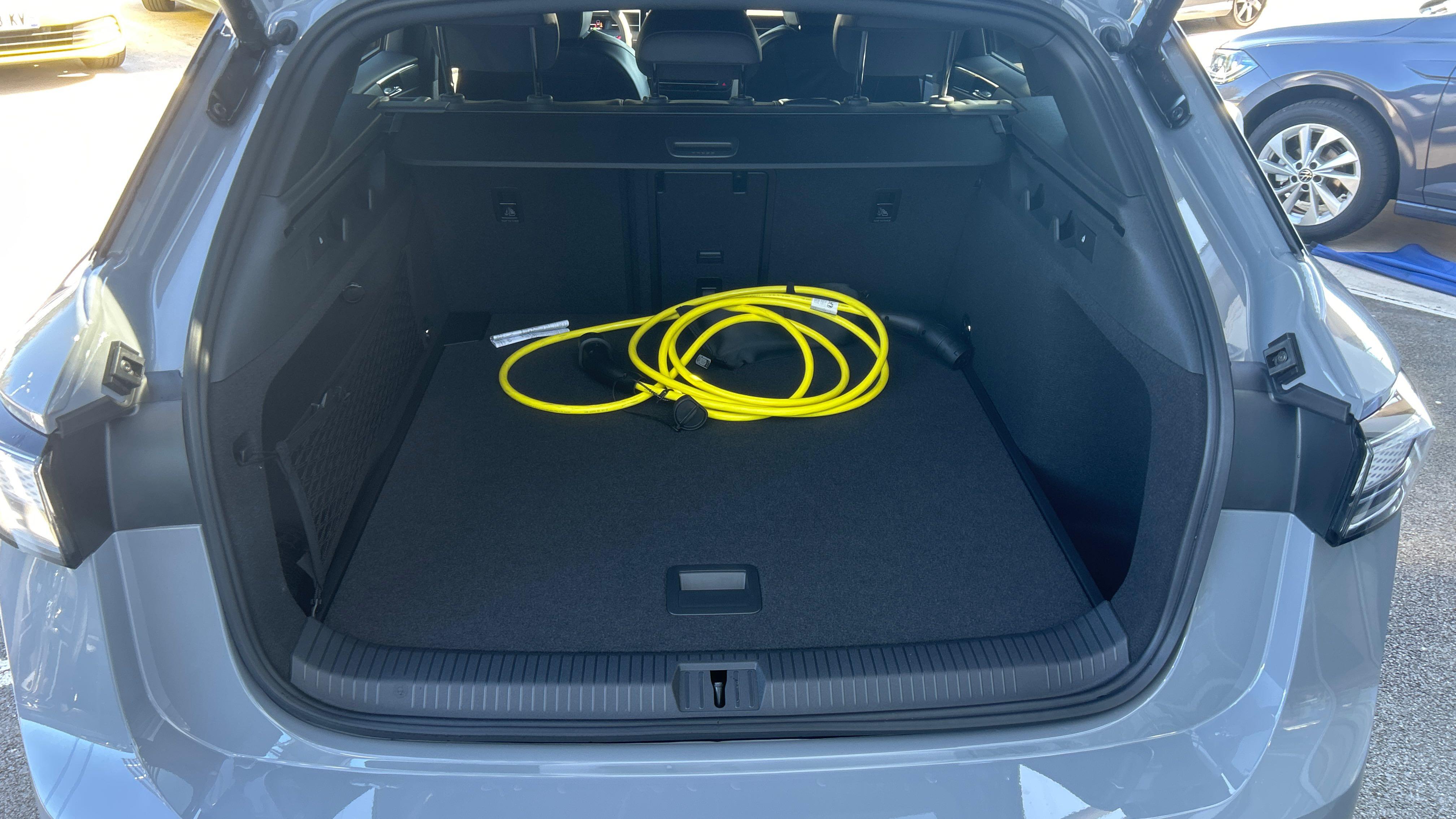 VOLKSWAGEN ID.7 TOURER