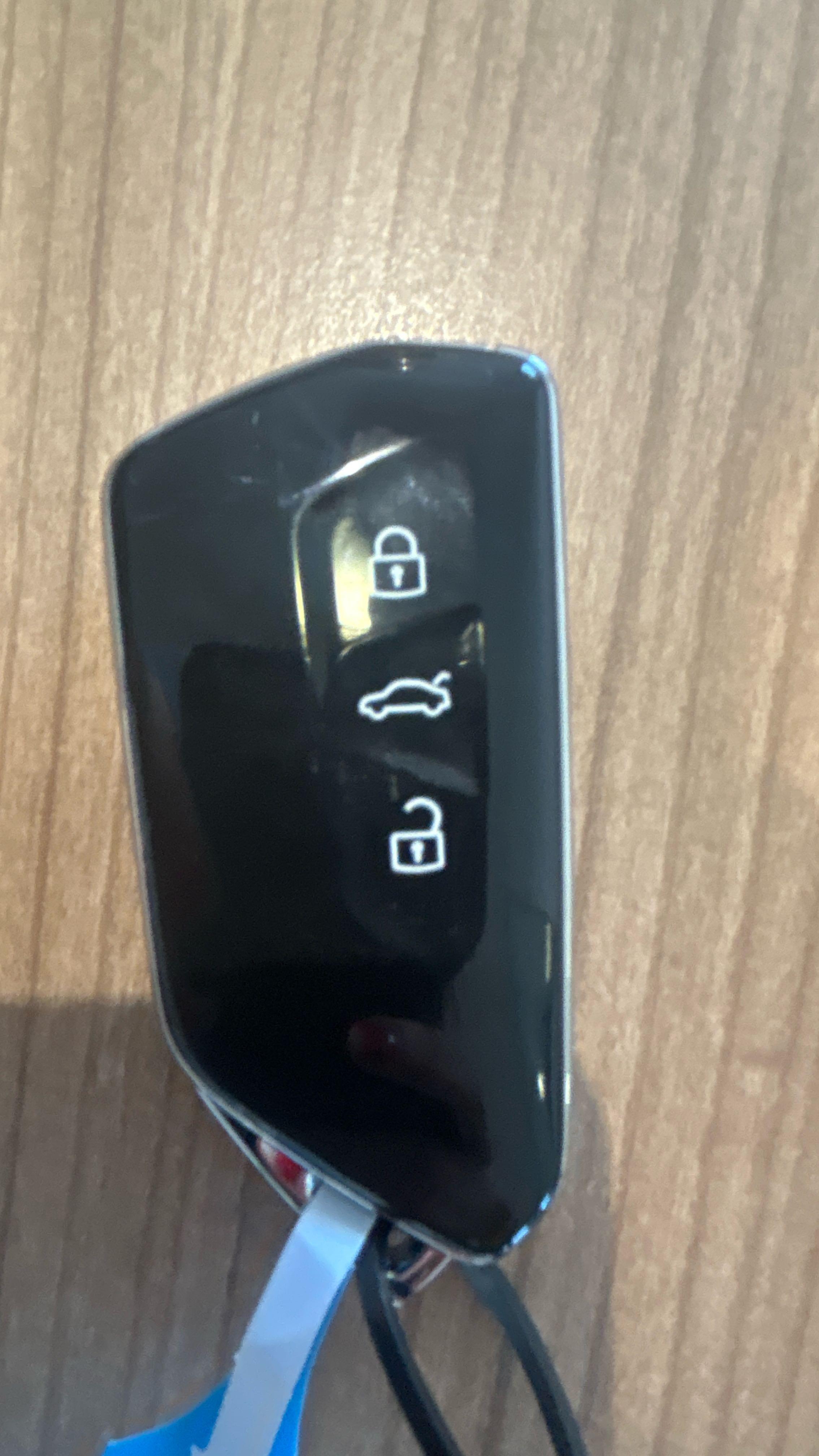 VOLKSWAGEN ID.7 TOURER