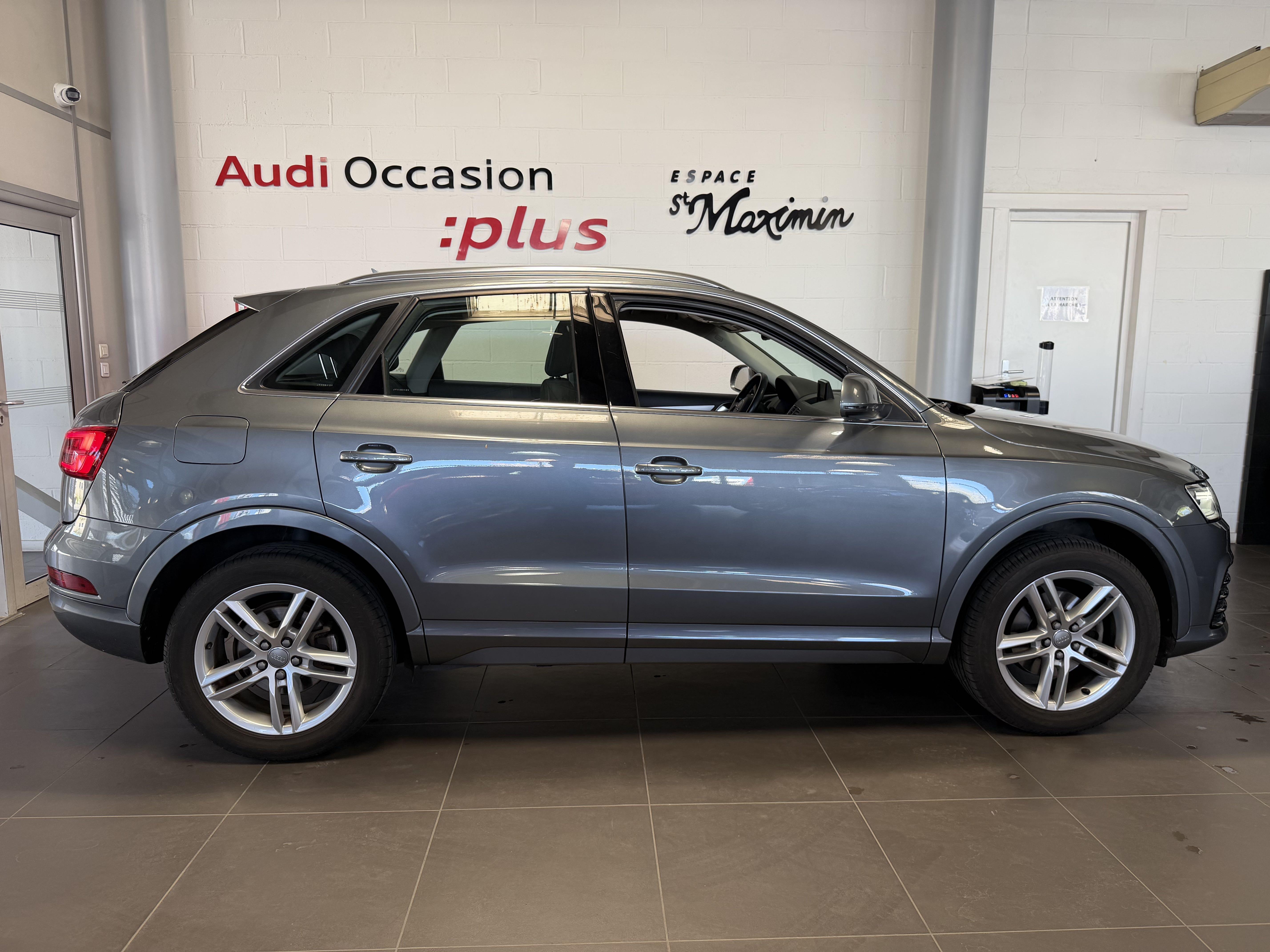 AUDI Q3