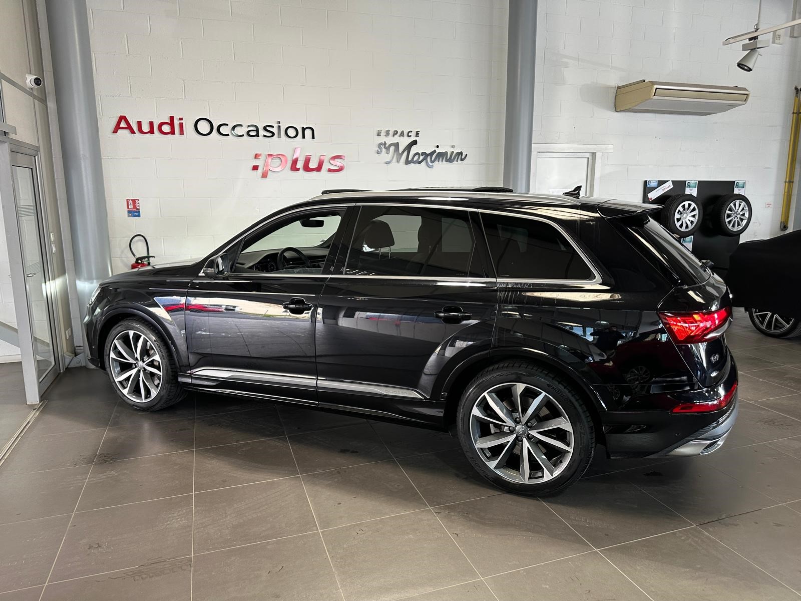 AUDI Q7