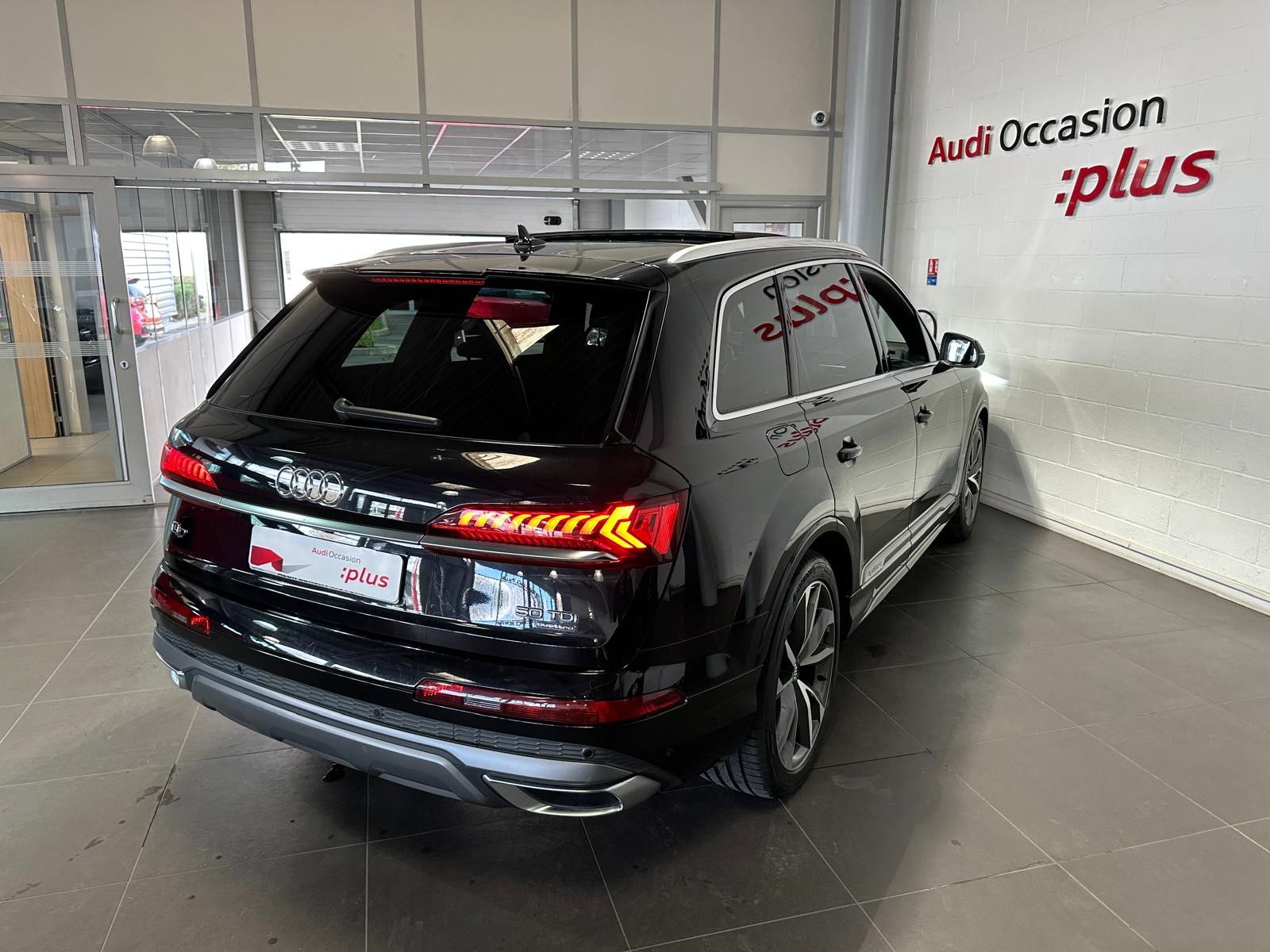 AUDI Q7