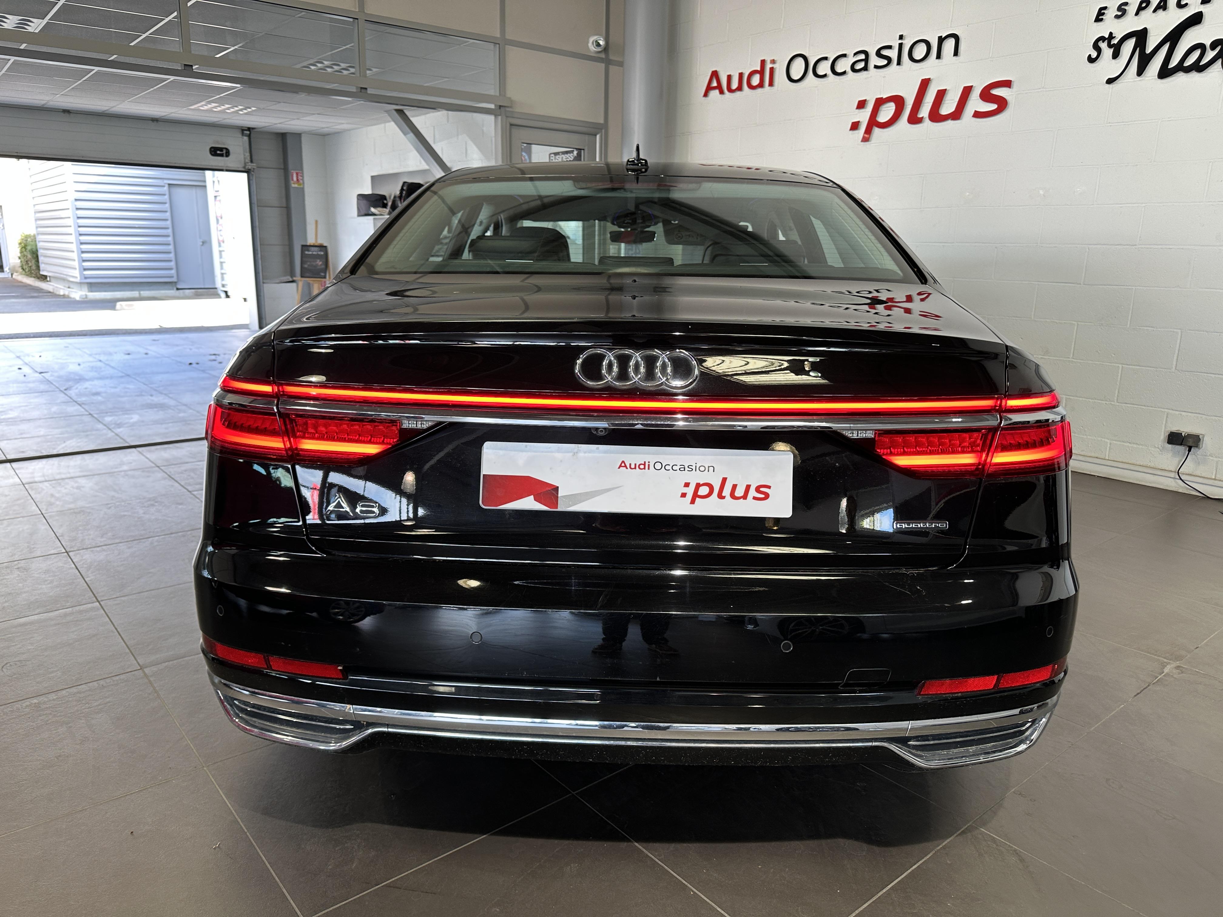 AUDI A8