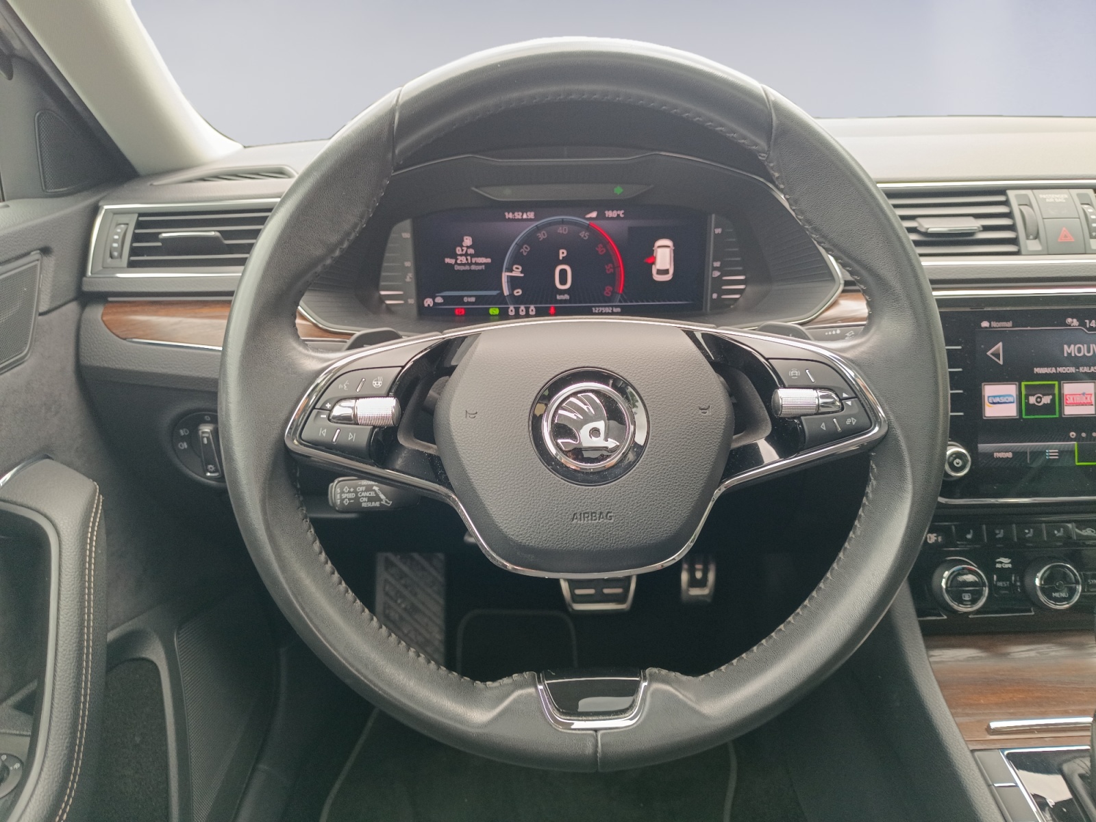 SKODA SUPERB COMBI