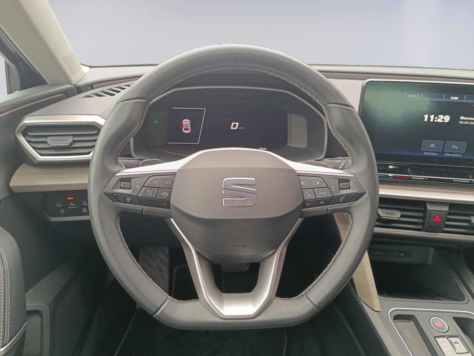 SEAT LEON