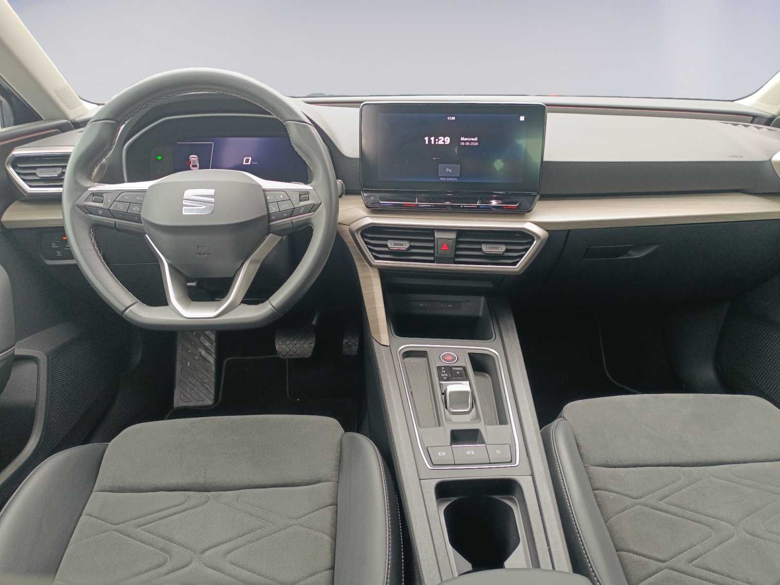 SEAT LEON
