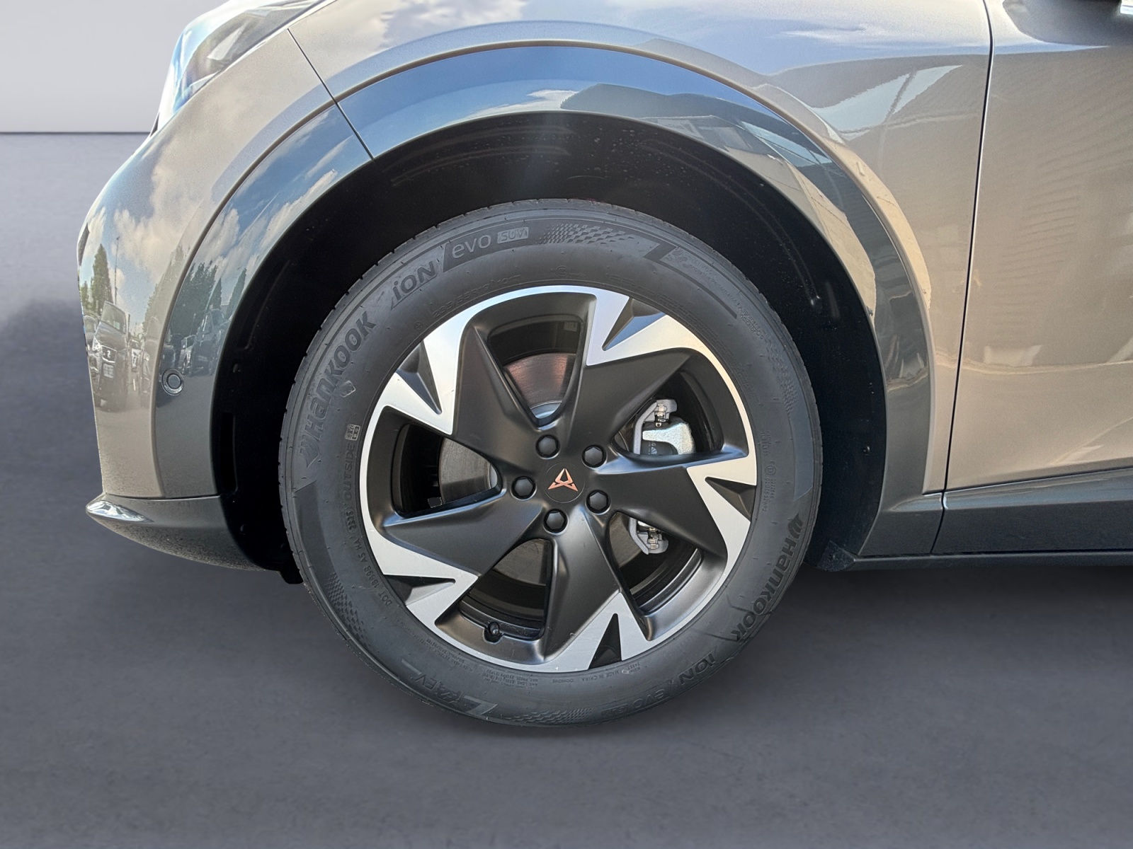 CUPRA TAVASCAN