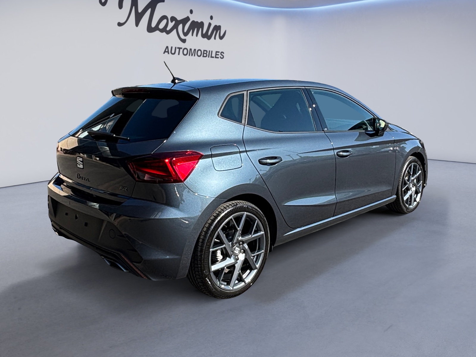 SEAT IBIZA