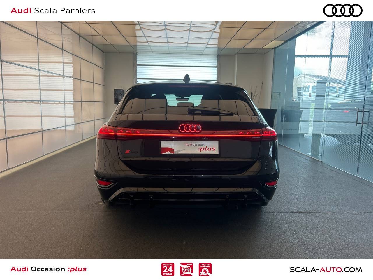 AUDI S6+E TRON+AVANT