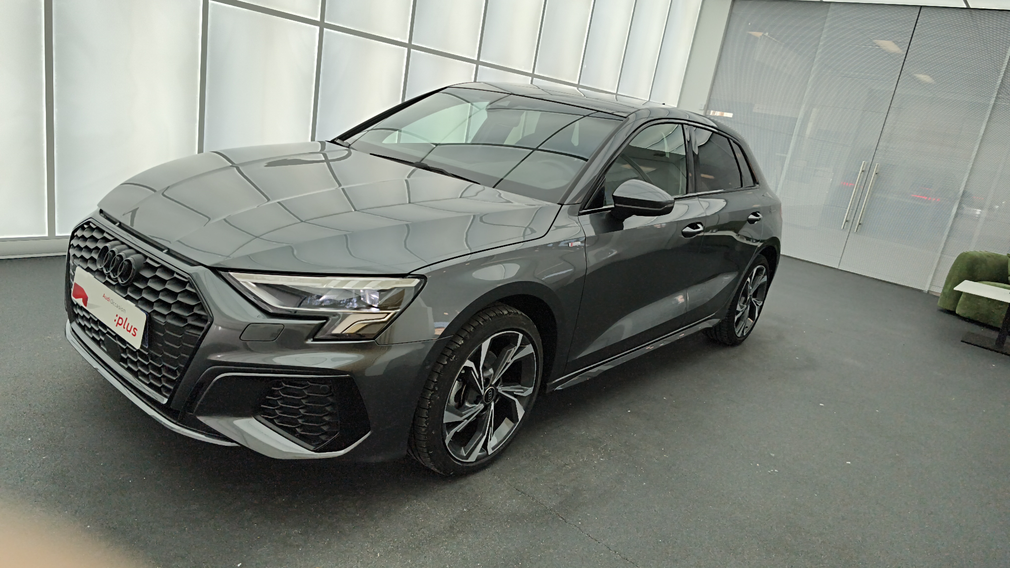 AUDI A3+SPORTBACK 34+AVANT+GAUCHE