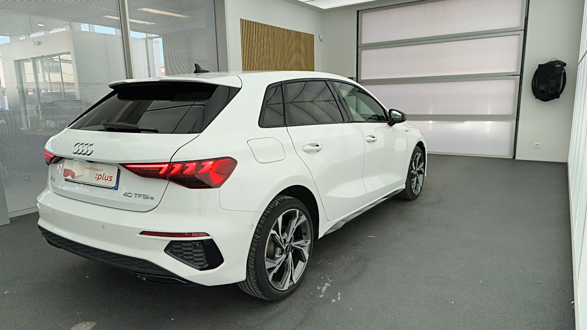 AUDI A3+SPORTBACK 34+ARRIERE+DROIT