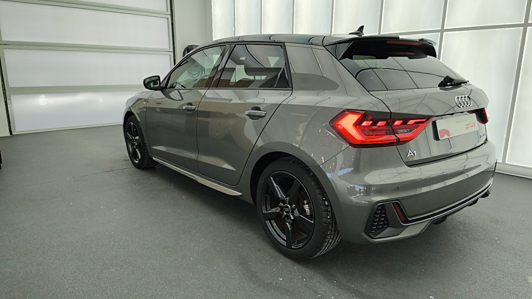 AUDI A1+SPORTBACK 34+ARRIERE+GAUCHE