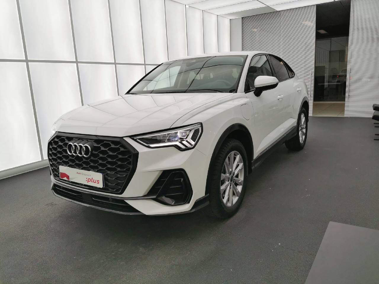 AUDI Q3+SPORTBACK 34+AVANT+GAUCHE