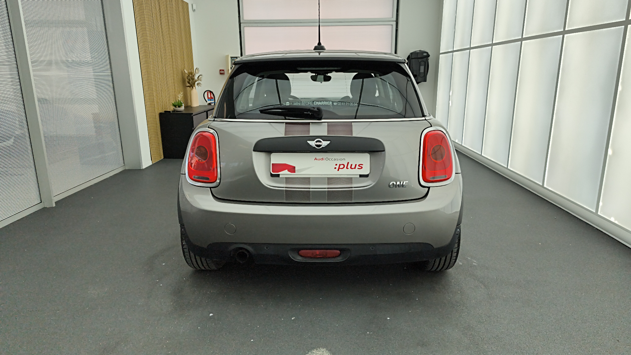 MINI HATCH+3+PORTES+F56 FACE+ARRIERE