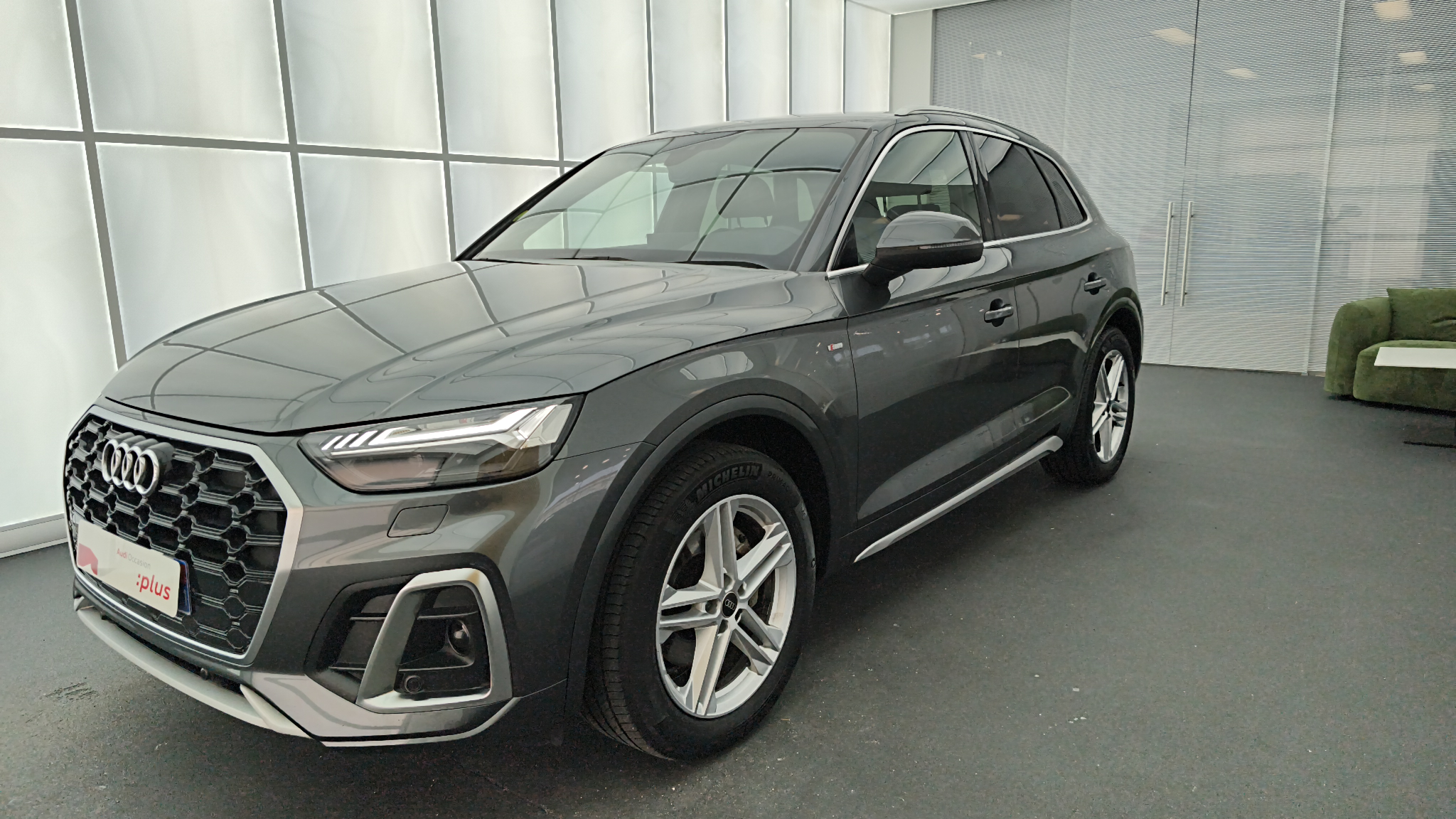 AUDI Q5 34+AVANT+GAUCHE