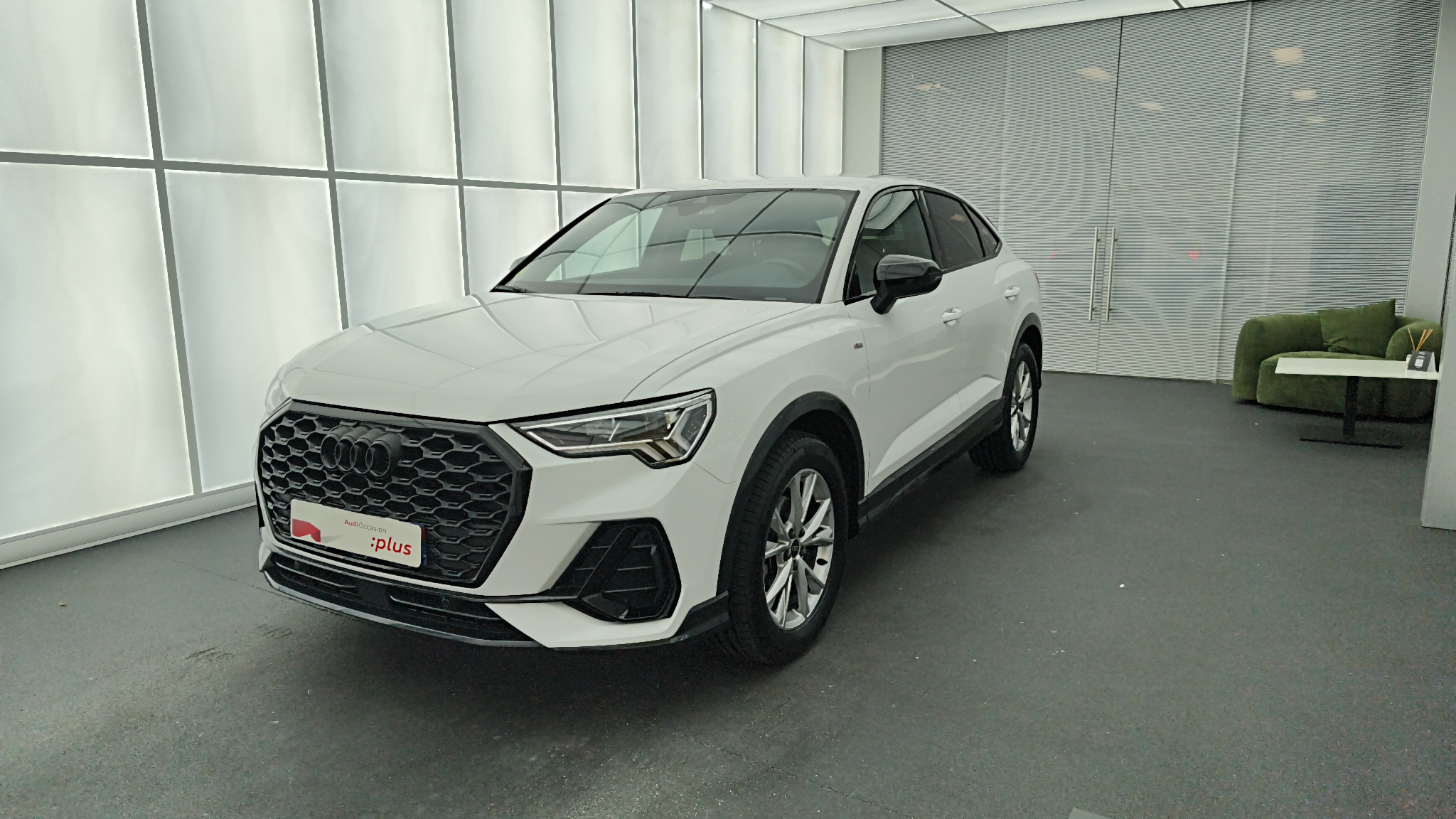 AUDI Q3+SPORTBACK 34+AVANT+GAUCHE