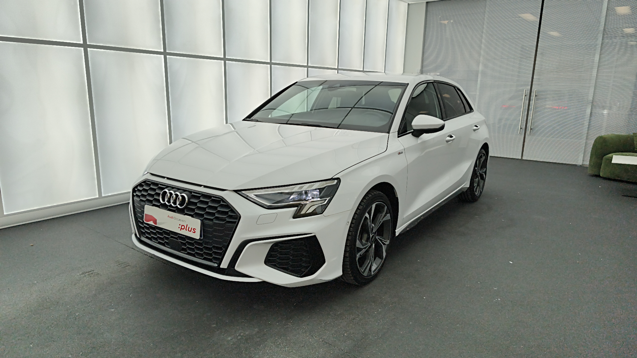 AUDI A3+SPORTBACK 34+AVANT+GAUCHE