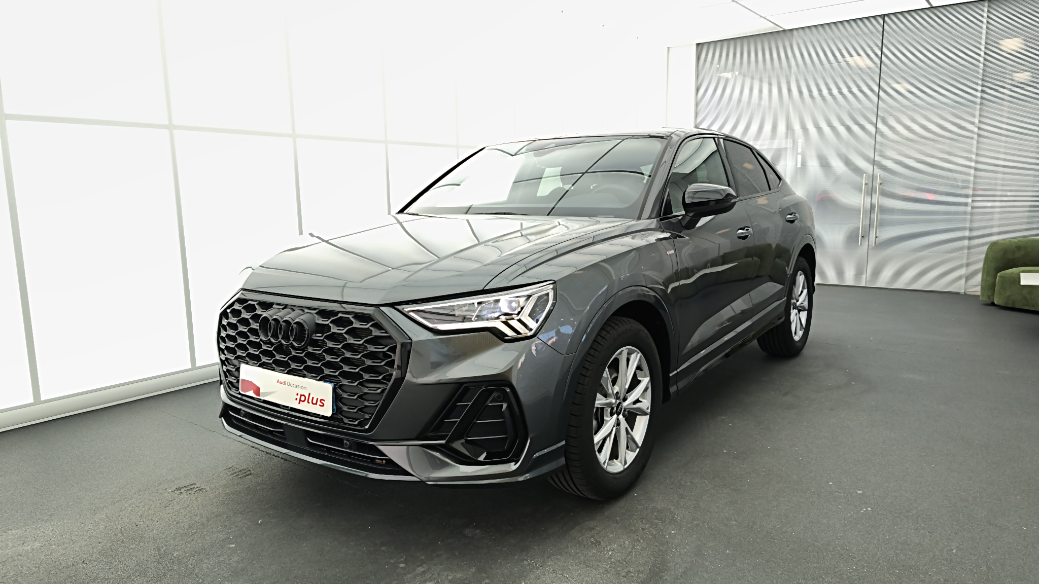 AUDI Q3+SPORTBACK 34+AVANT+GAUCHE