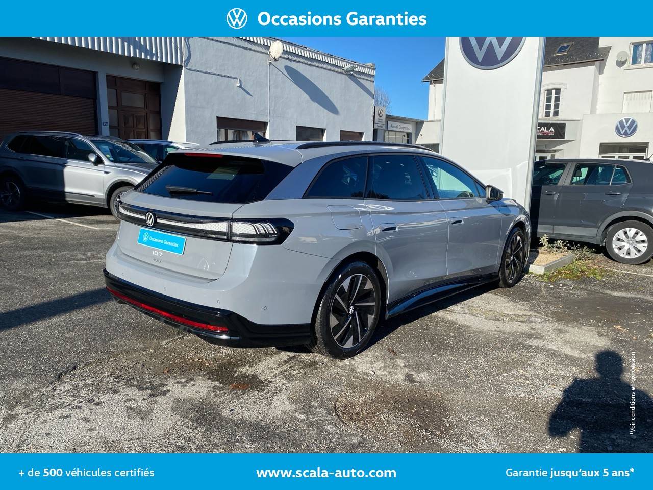 VOLKSWAGEN ID7+TOURER