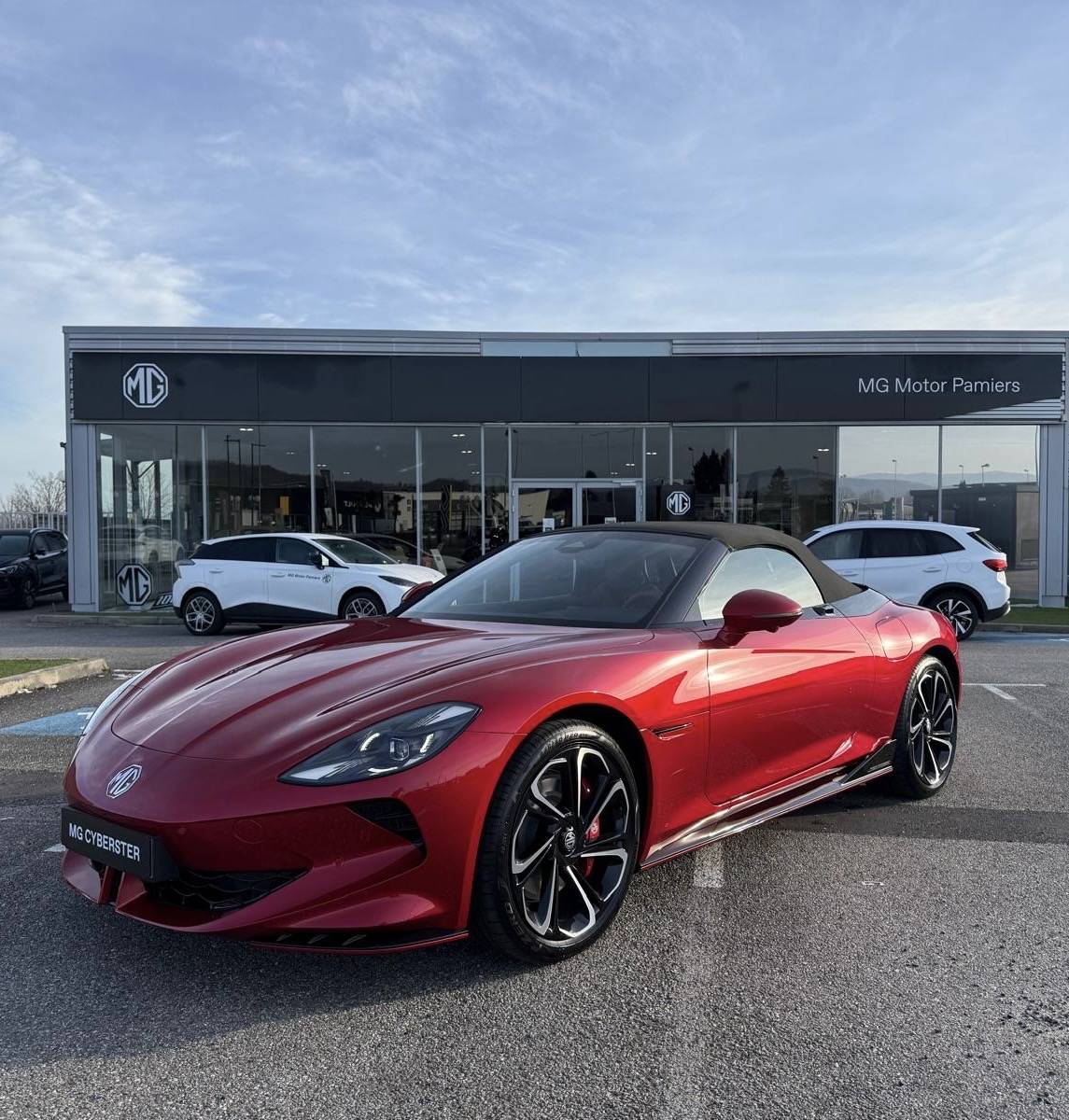 MG CYBERSTER 34+AVANT+GAUCHE