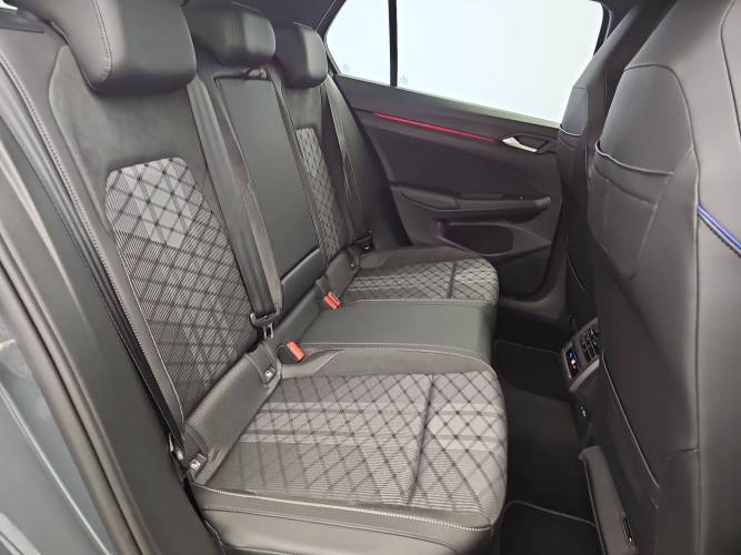 Golf 2.0 TDI 150 DSG7