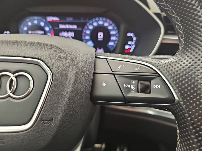 Q3 Sportback 45 TFSIe 245 ch S tronic 6