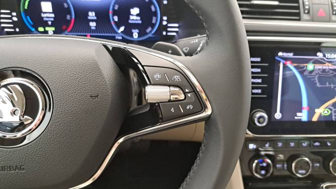 Superb Combi 1.4 TSI PHEV 218 ch DSG6