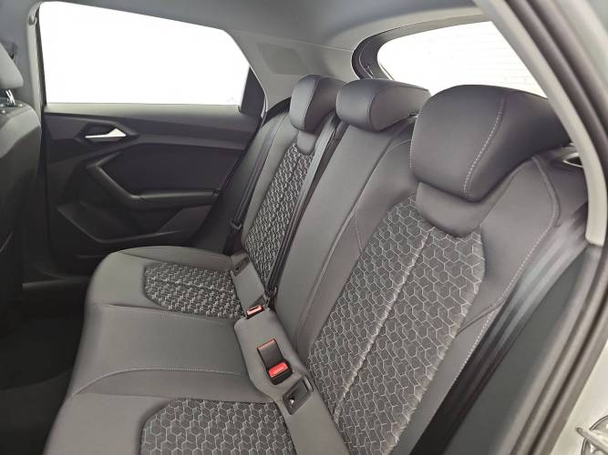 A1 Sportback 30 TFSI 116 ch S tronic 7