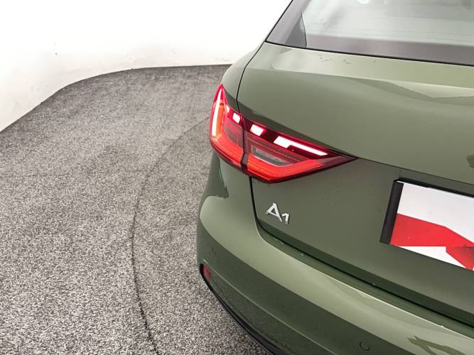 A1 Sportback 30 TFSI 116 ch S tronic 7