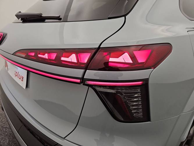 Q3 e-hybrid 272 ch S tronic 6