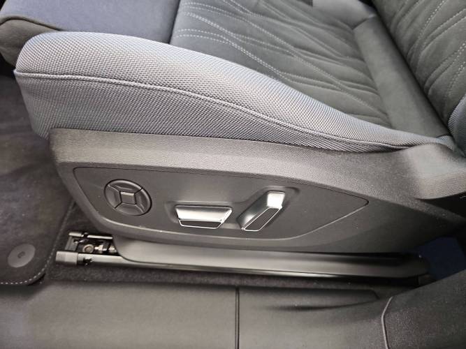 Q3 e-hybrid 272 ch S tronic 6