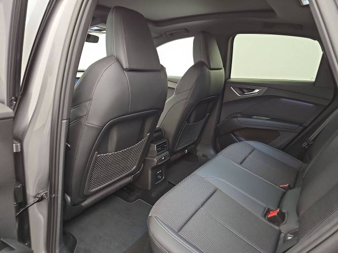 Q4 e-tron Sportback 45 285 ch 82 kWh