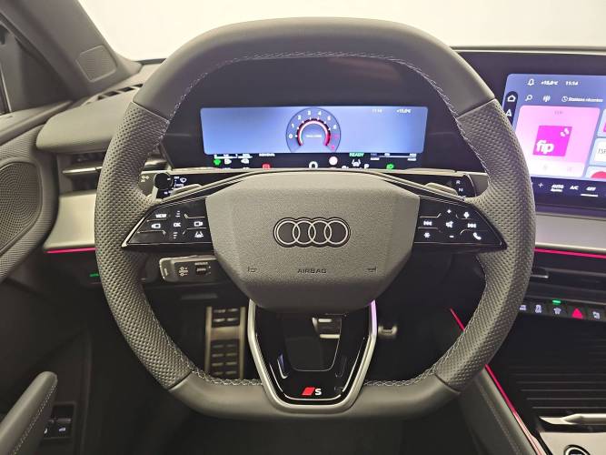 Q3 Sportback e-hybrid 272 ch S tronic 6