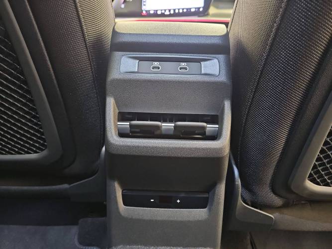 Q3 Sportback e-hybrid 272 ch S tronic 6