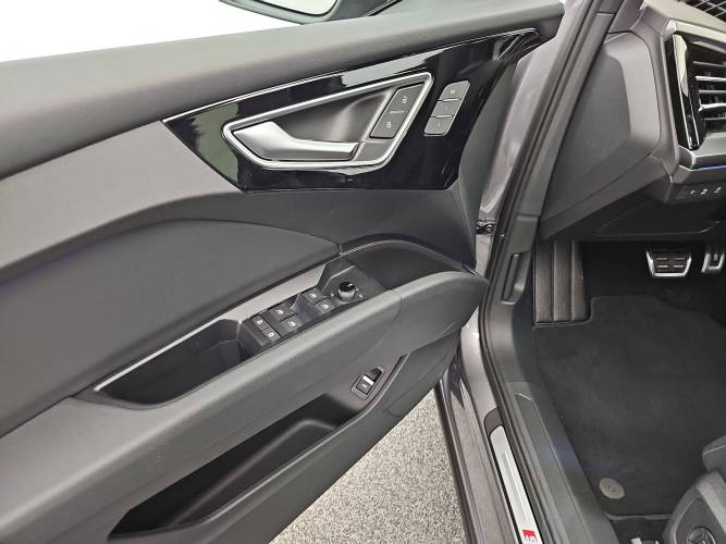 Q4 e-tron Sportback 45 285 ch 82 kWh