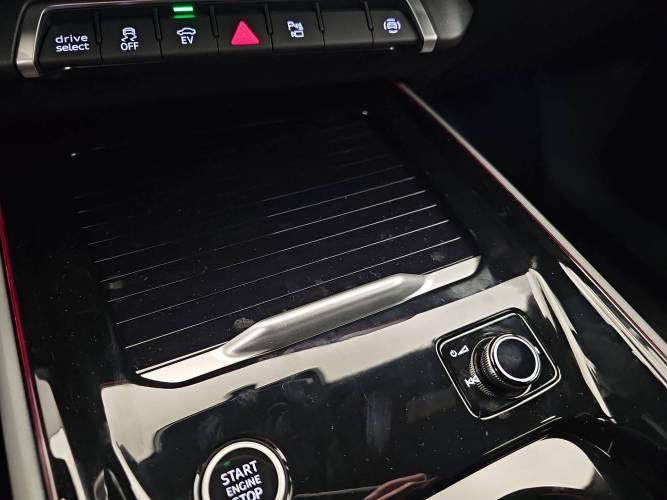 Q3 Sportback e-hybrid 272 ch S tronic 6