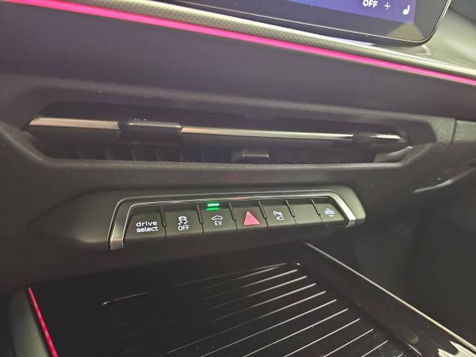 Q3 Sportback e-hybrid 272 ch S tronic 6