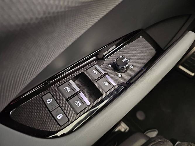 Q3 Sportback e-hybrid 272 ch S tronic 6