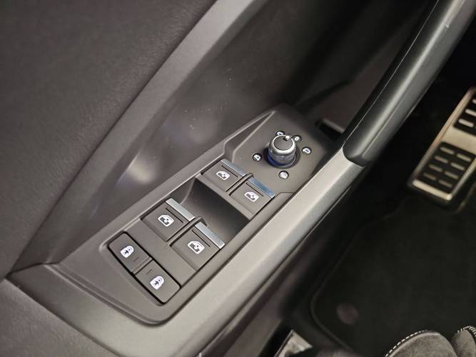 Q3 Sportback 45 TFSIe 245 ch S tronic 6