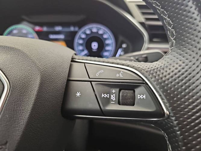 Q3 Sportback 45 TFSIe 245 ch S tronic 6