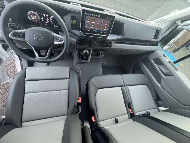 CRAFTER VAN 35 L3H3 2.0 TDI 140 CH