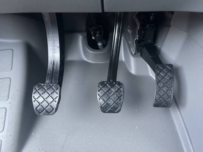 CRAFTER VAN 35 L3H3 2.0 TDI 140 CH