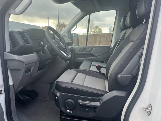 CRAFTER VAN 35 L3H3 2.0 TDI 140 CH