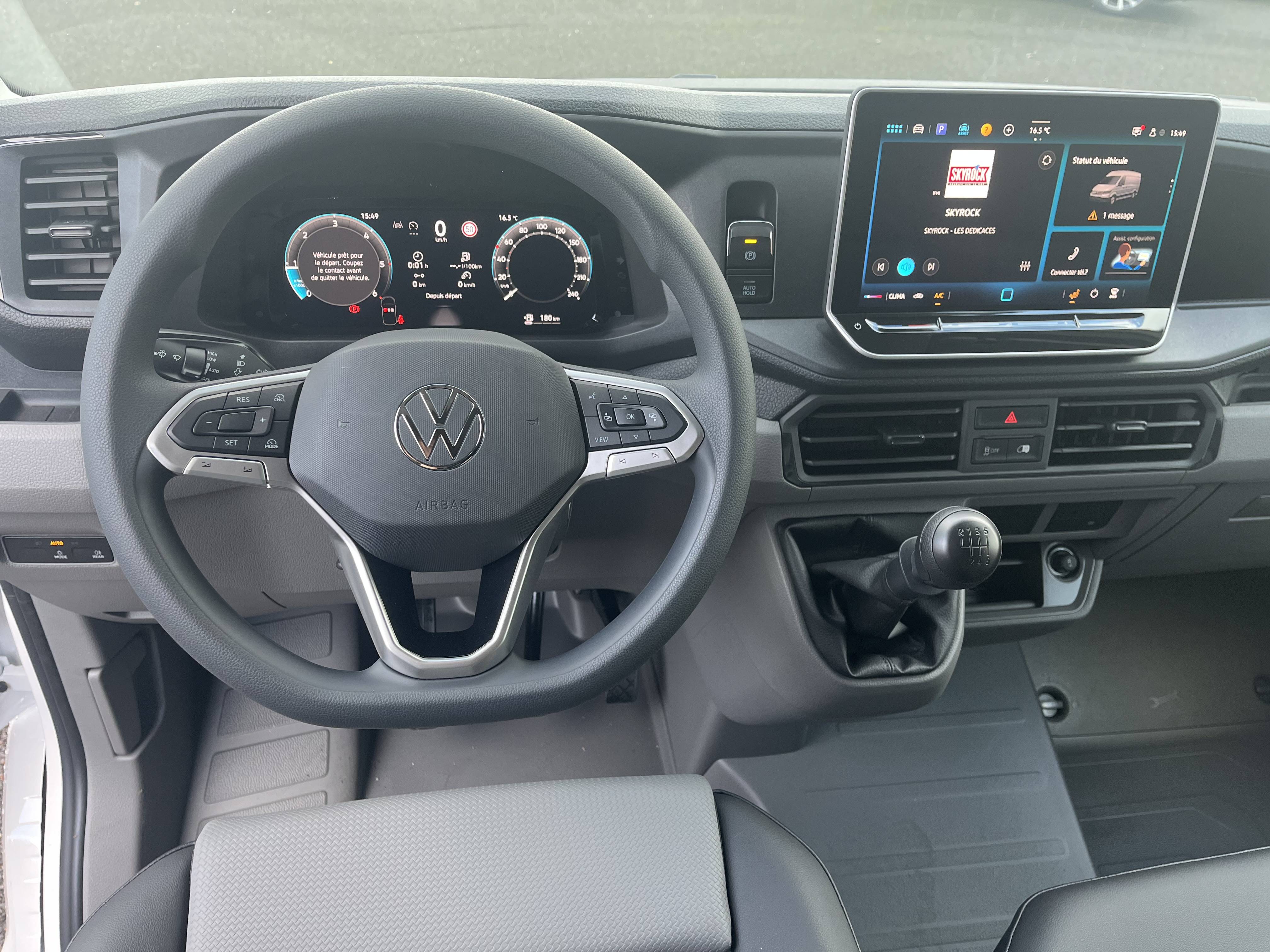 CRAFTER VAN 35 L3H3 2.0 TDI 140 CH