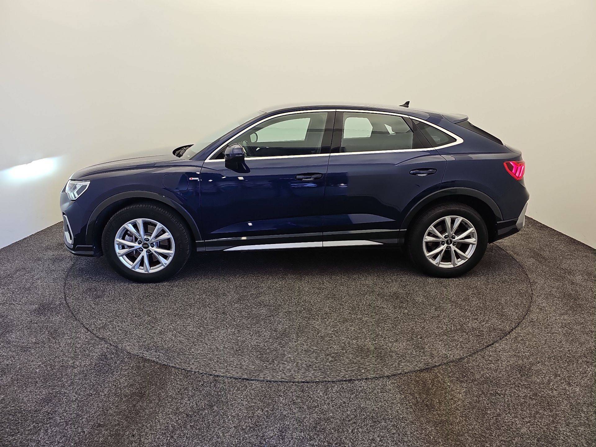 Q3 Sportback 45 TFSIe 245 ch S tronic 6