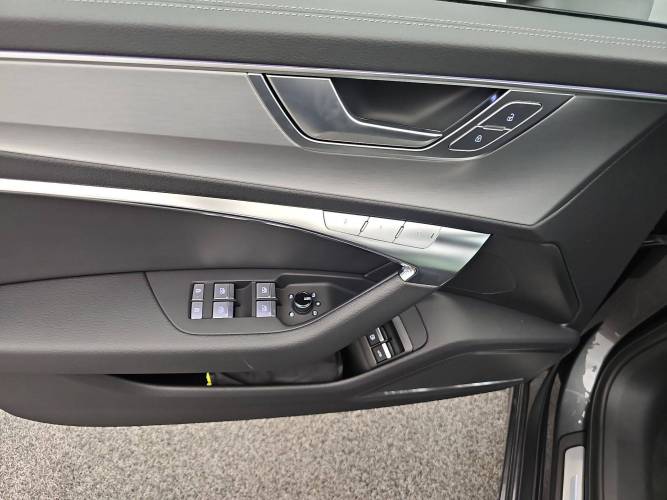 A6 Avant 50 TFSIe 299 ch S tronic 7 Quattro