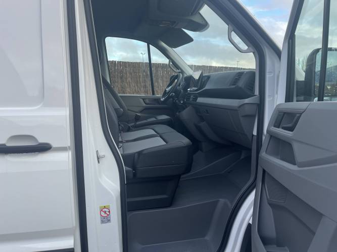 CRAFTER VAN 35 L3H3 2.0 TDI 140 CH