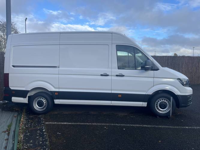 CRAFTER VAN 35 L3H3 2.0 TDI 140 CH